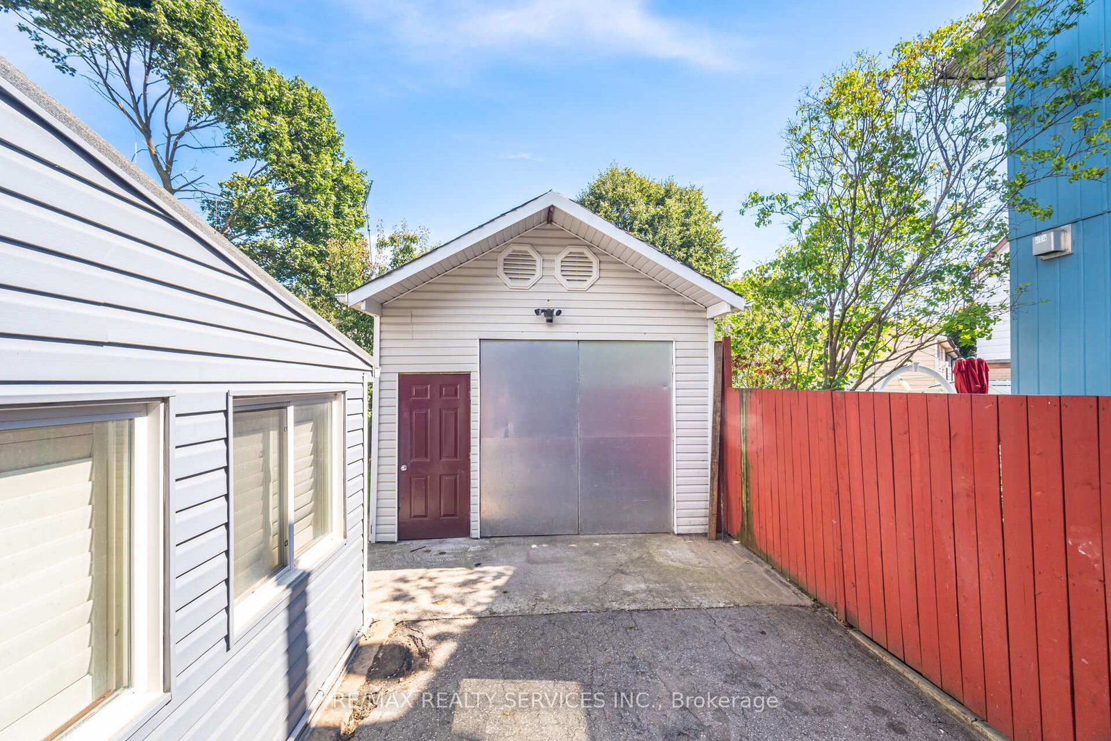 Listing Image 48