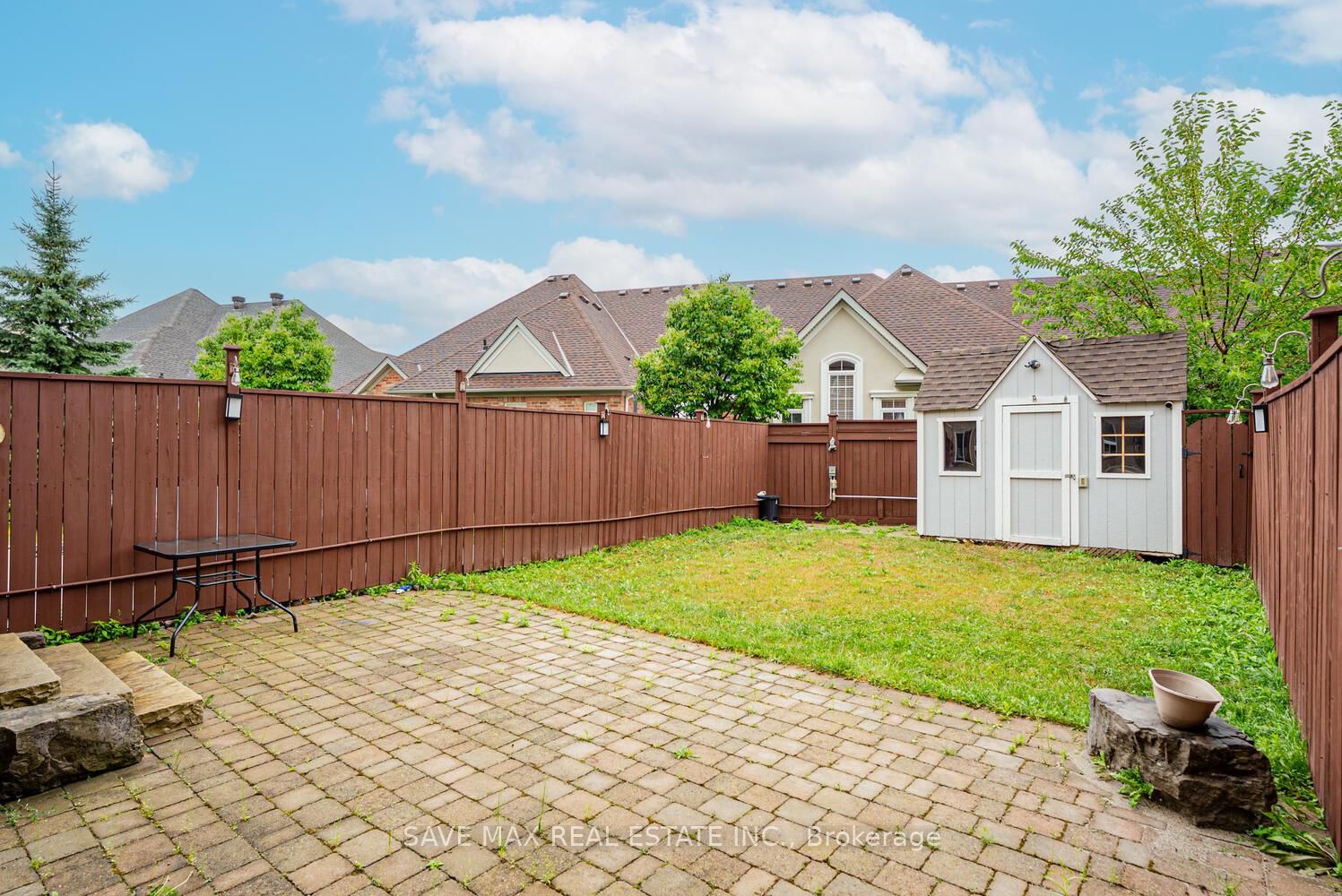 Listing Image 19