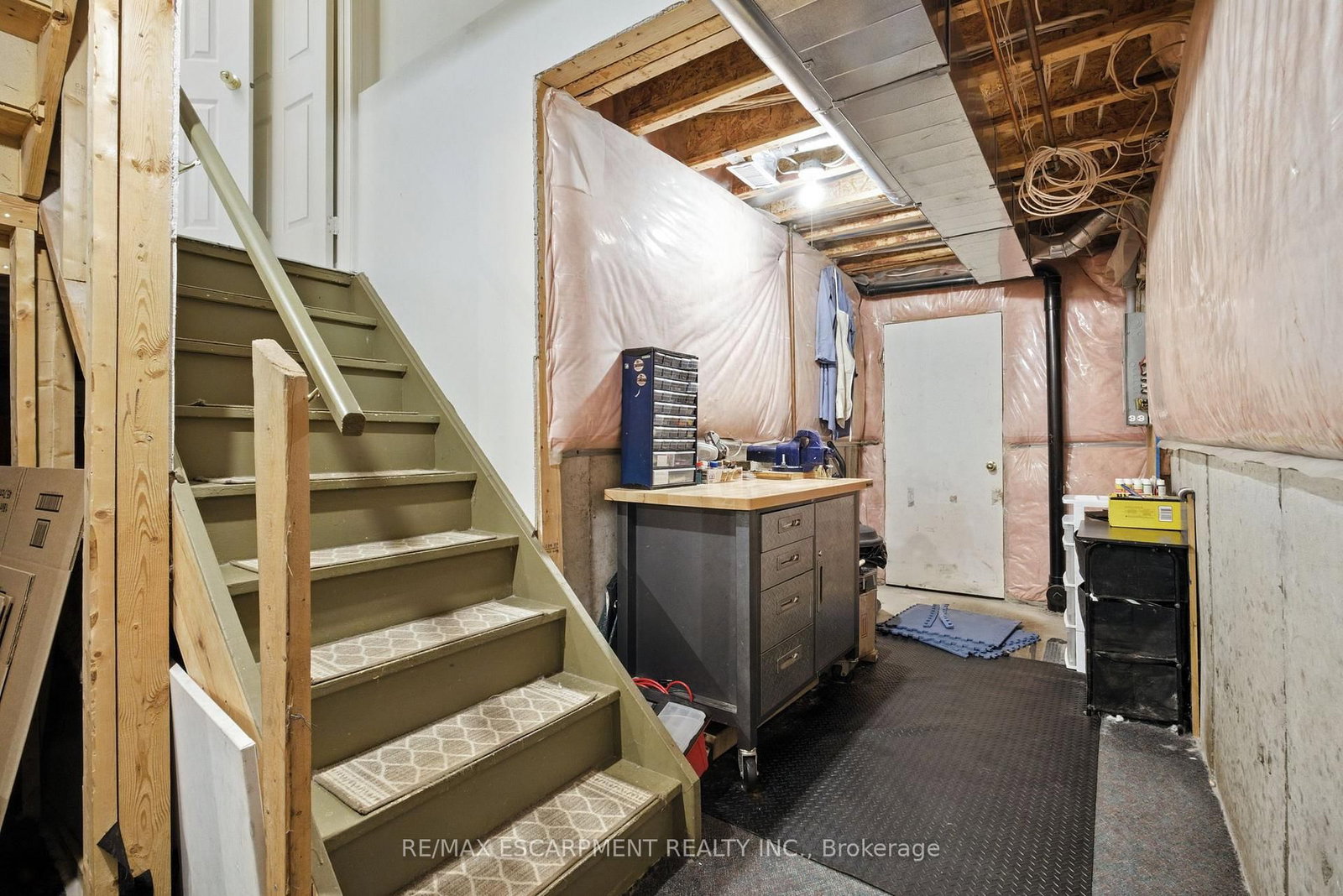 Listing Image 32