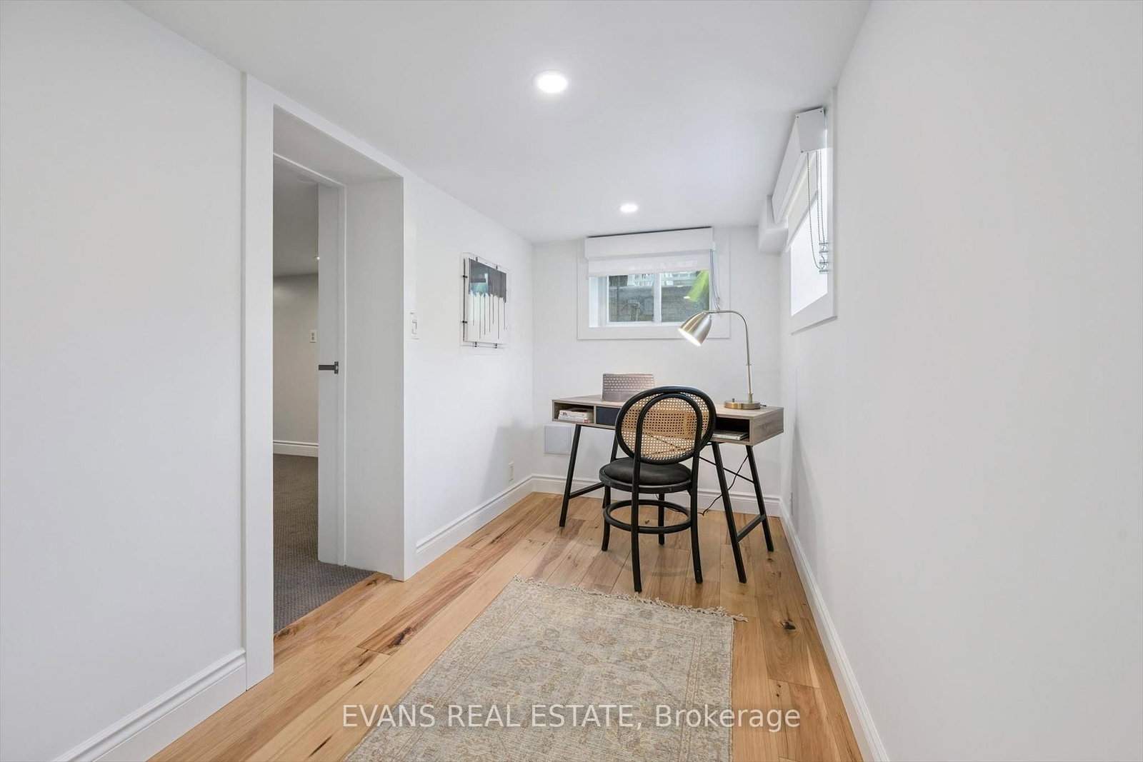 Listing Image 17