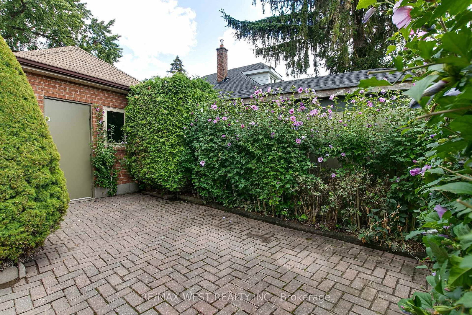 Listing Image 39