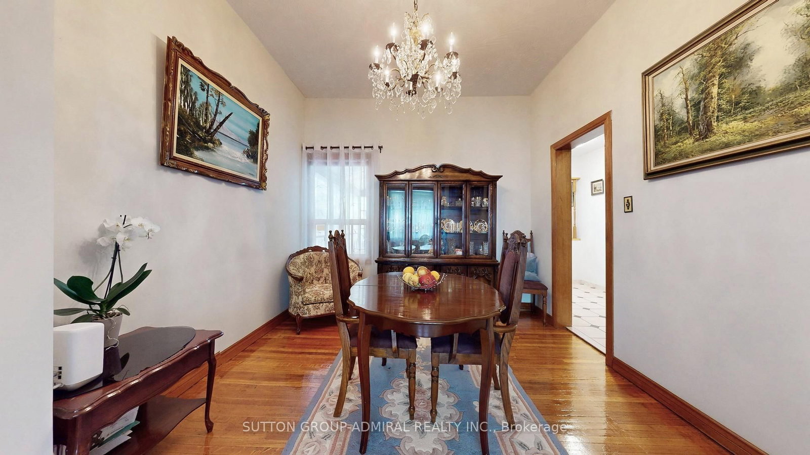 Listing Image 12