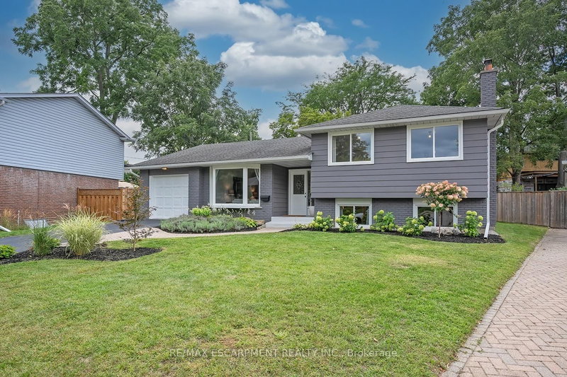 406 Oakwood Dr, Burlington, L7N 1X2 | Image 2