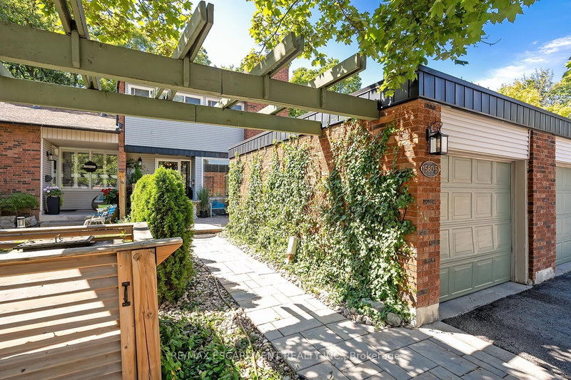 5 - 1580 Kerns Rd, Burlington, L7P 3A7 | Image 3