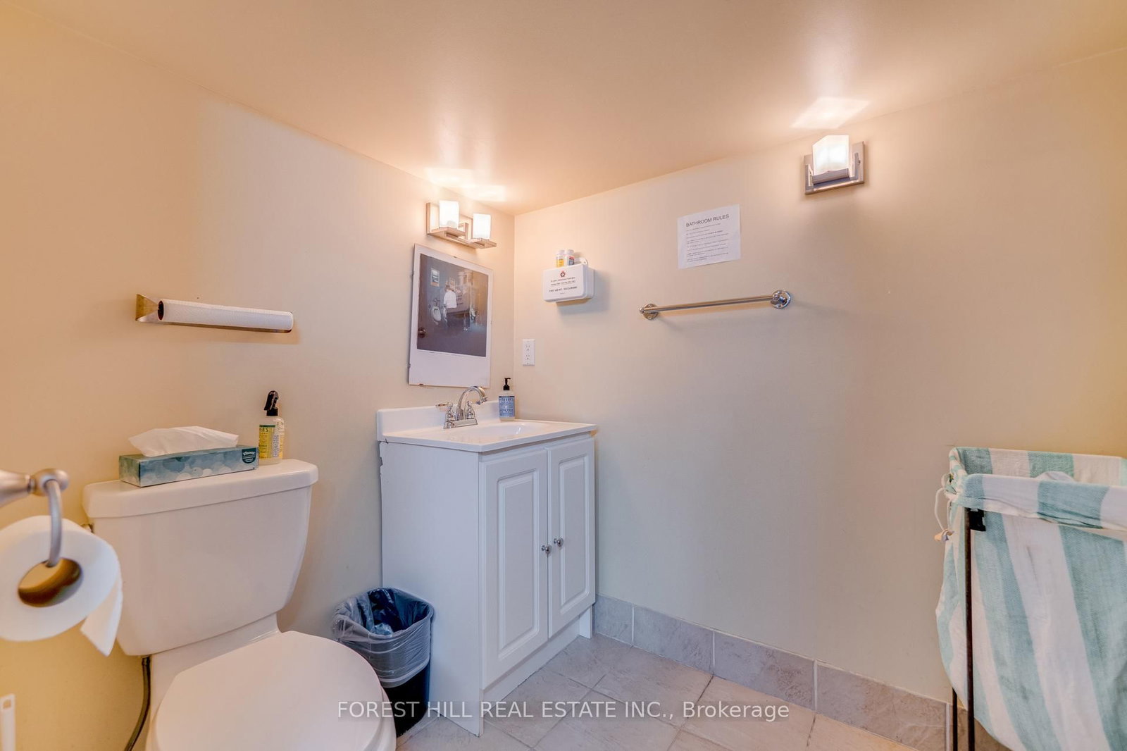 201 Queen Street S - Photo 15