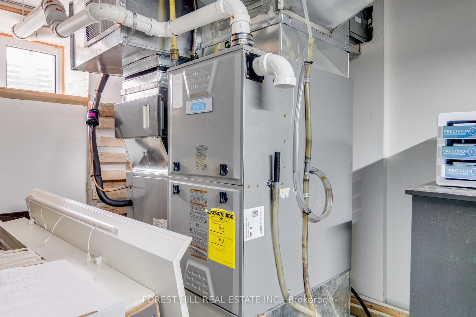 201 Queen Street S - Photo 18