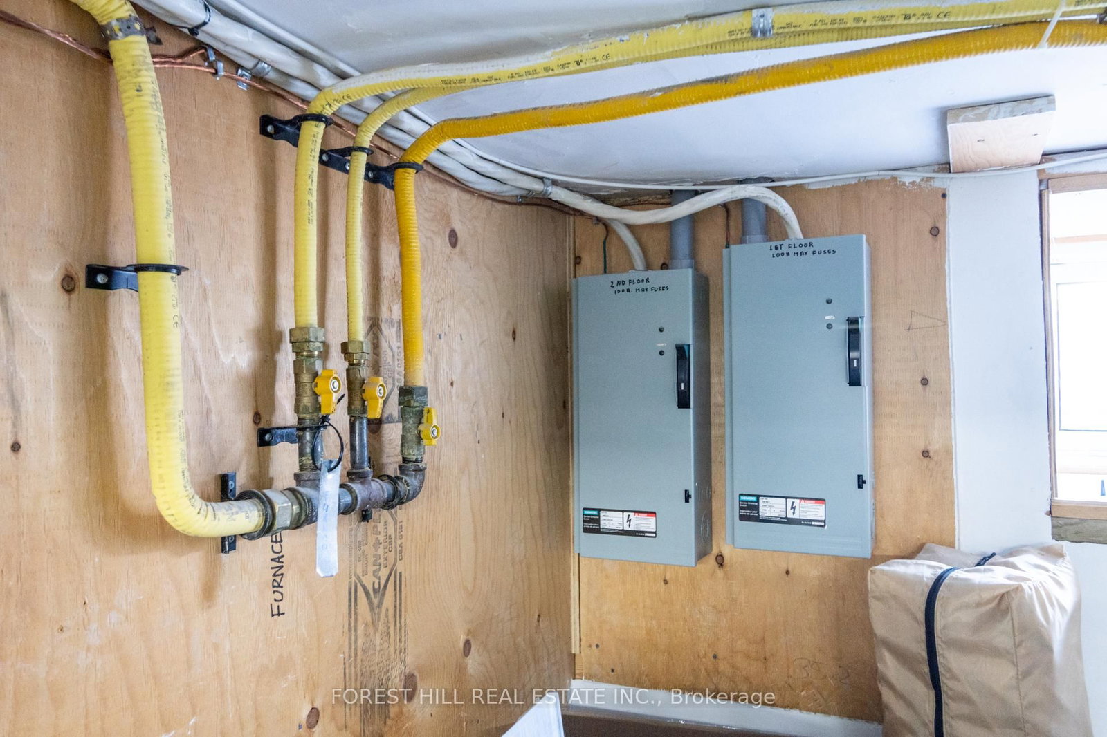 201 Queen Street S - Photo 20