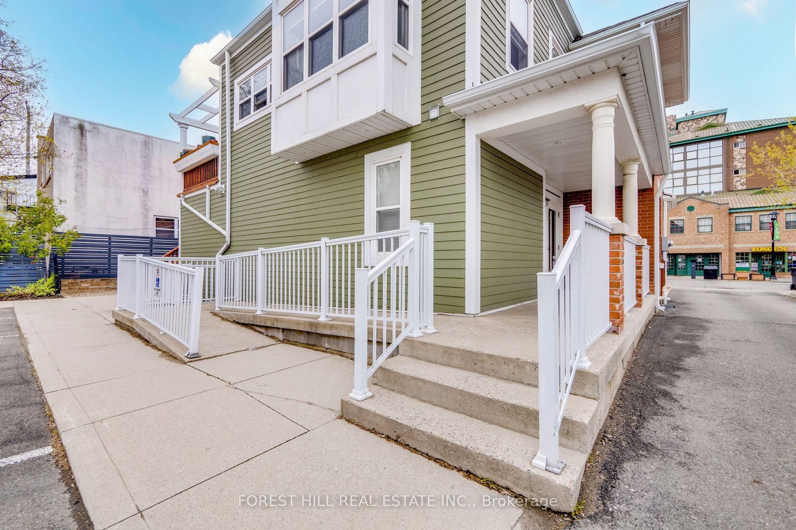 201 Queen Street S - Photo 30