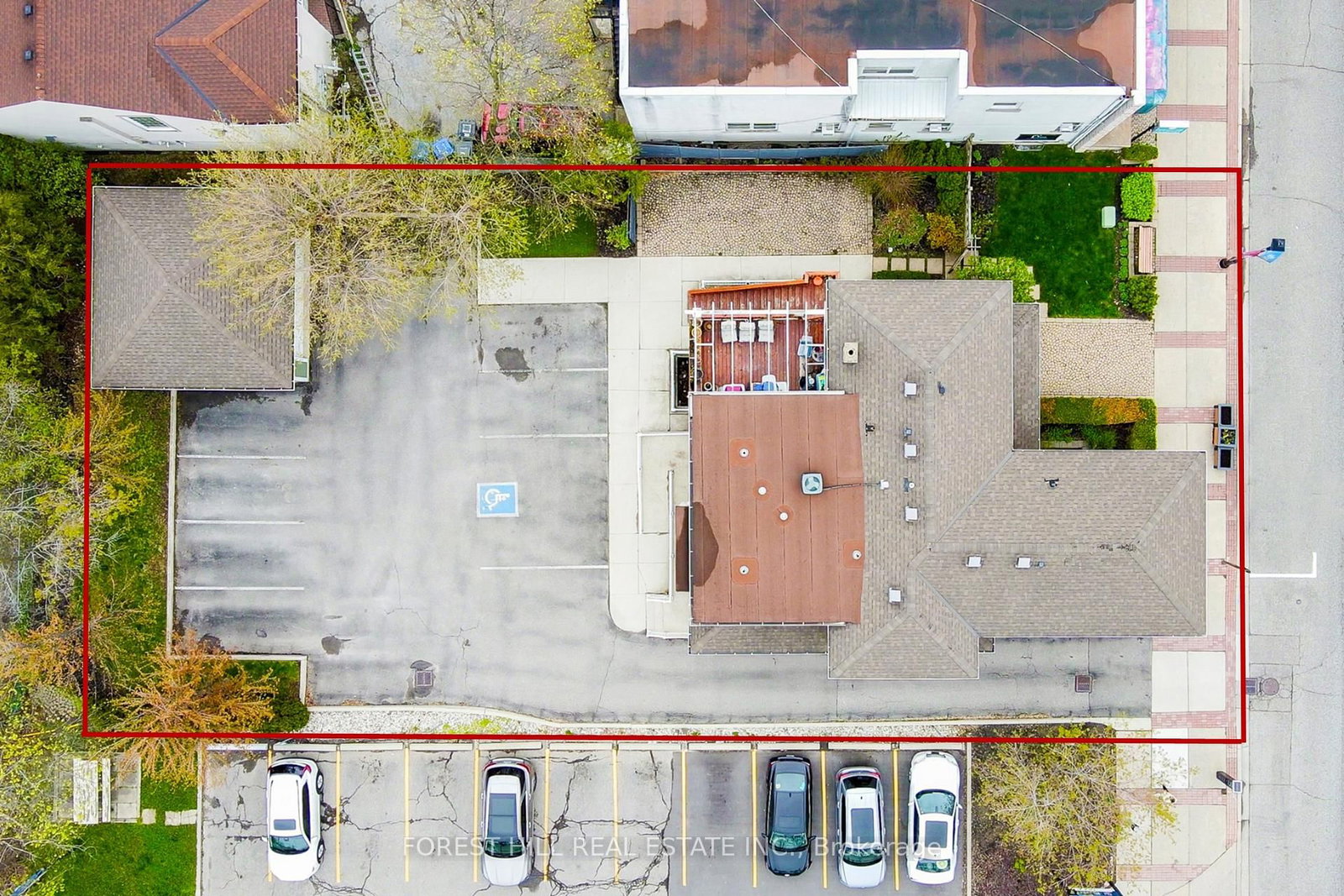 201 Queen Street S - Photo 6