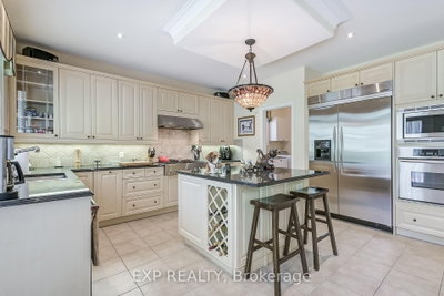 806 Hidden Grove Lane — more photos