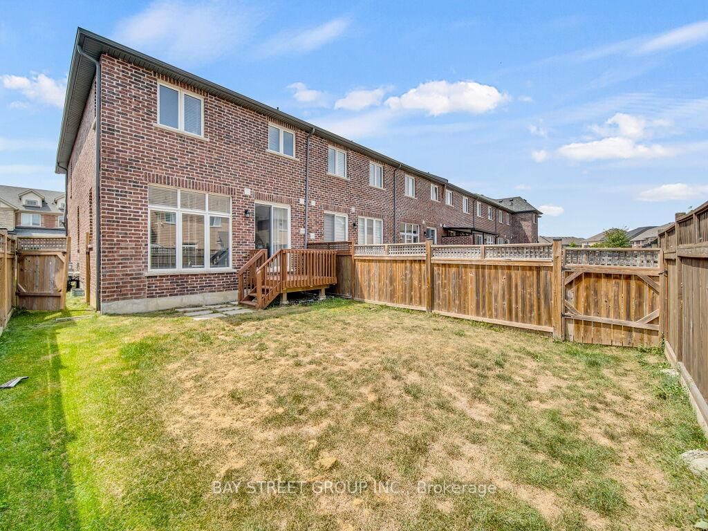 Listing Image 44