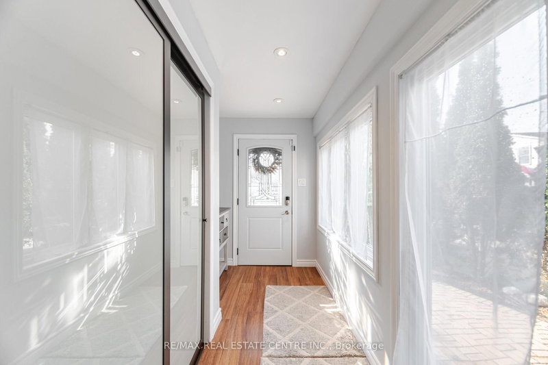 3017 Glace Bay Rd, Mississauga, L5N 2J9 | Image 3