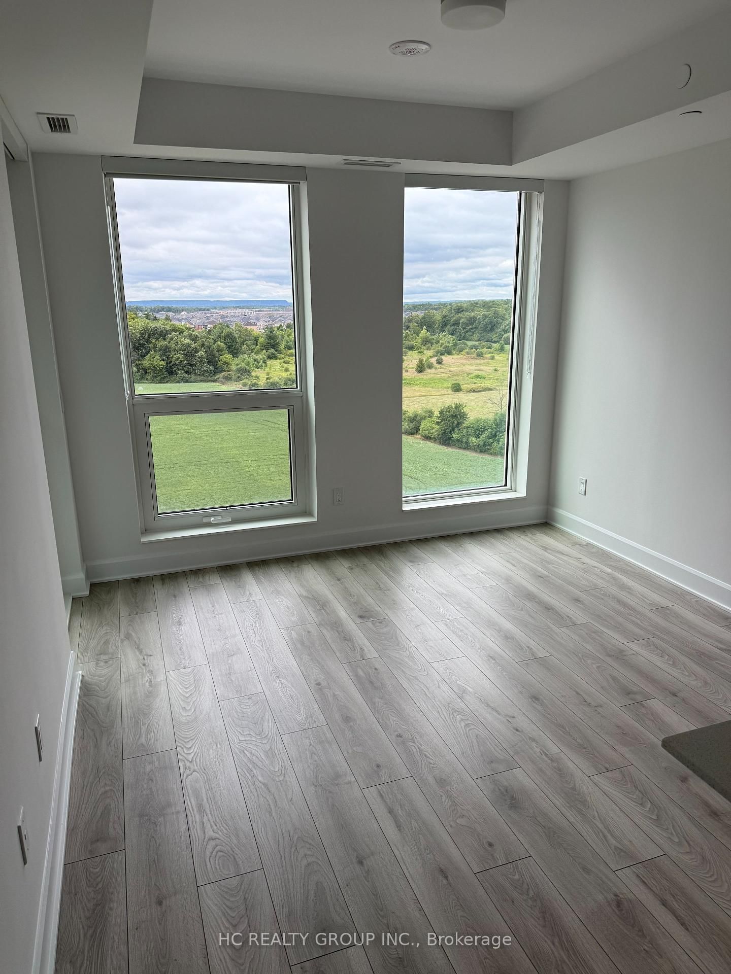 3240 William Coltson Avenue, Unit 811 - Photo 5