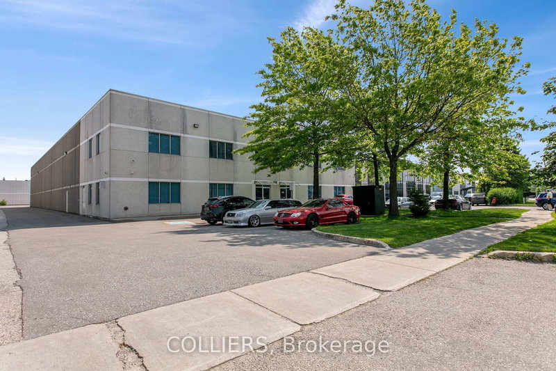 Opt 3 - 7131 Edwards Blvd, Mississauga, L5S 1Z2 | Image 2