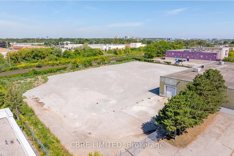 201 Speers Rd, Oakville, L6K 0H5 | Image 3