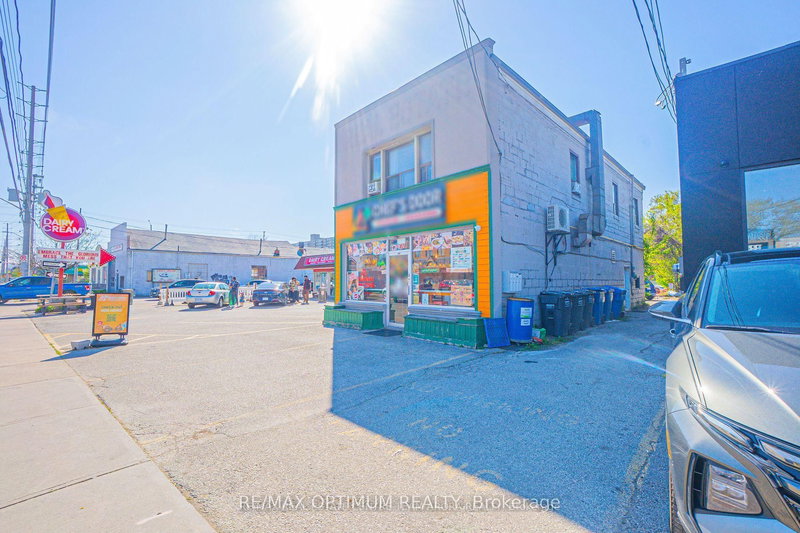 723 Lakeshore Rd E, Mississauga, L5G 1J7 | Image 2