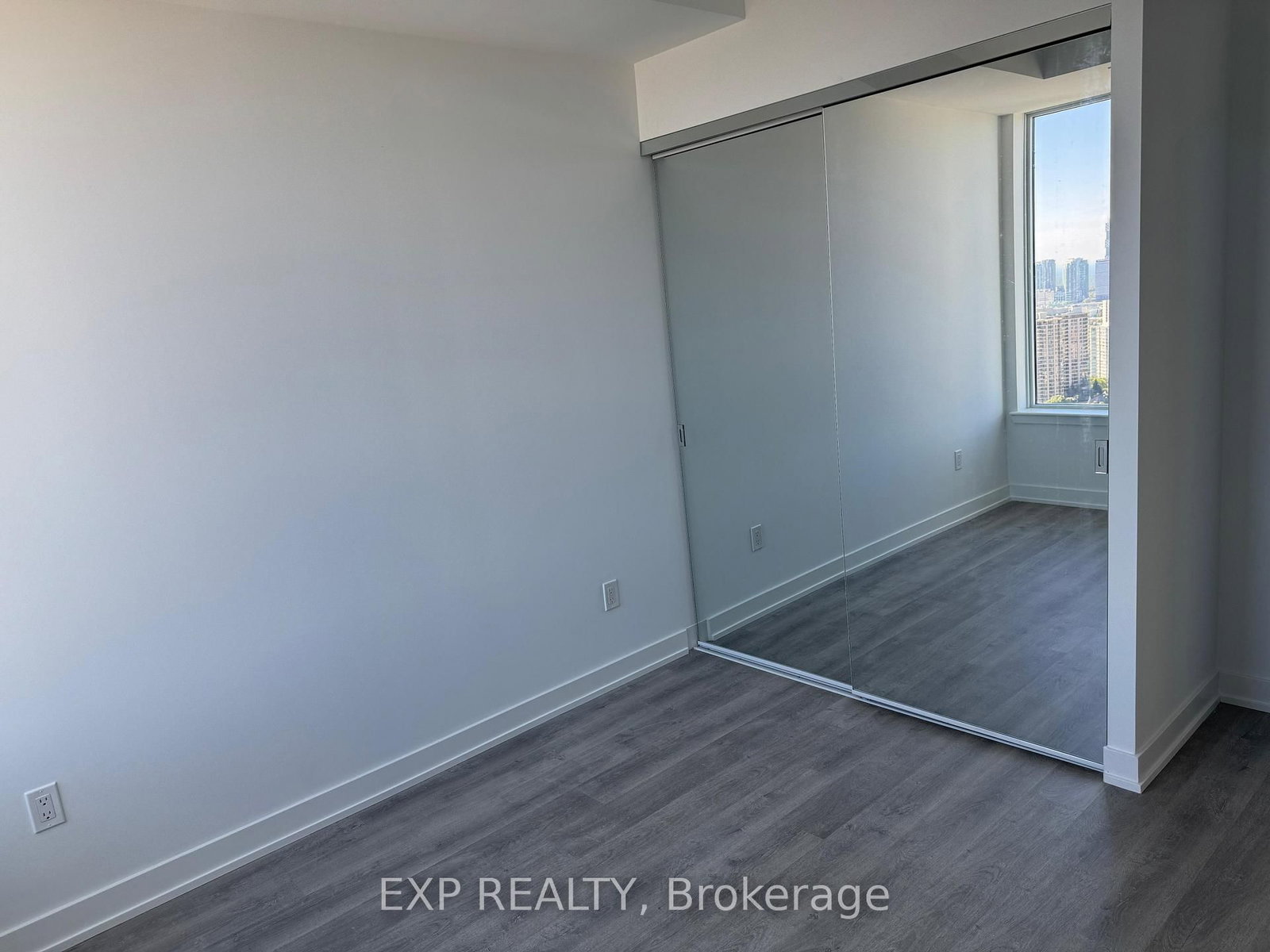 5105 Hurontario Street, Unit 3204 - Photo 10