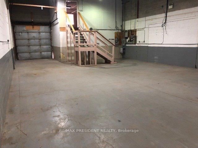 9 - 2131 Williams Pkwy, Brampton, L6S 5Z4 | Image 2