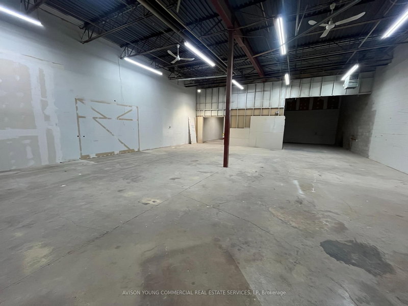 9-10 - 253 Summerlea Rd, Brampton, L6T 5A8 | Image 3