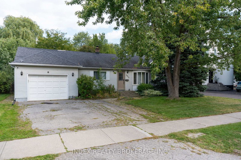 1073 Kent Ave E, Oakville, L6H 1Z7 | Image 2