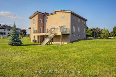 44 Bellini Avenue — more photos