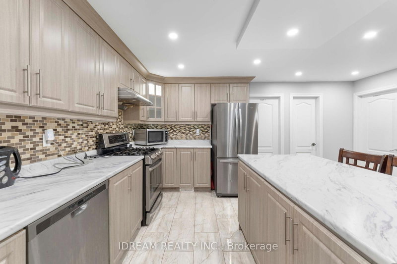 171 Rising Hill Rdge, Brampton, L6Y 6B2 | Image 3