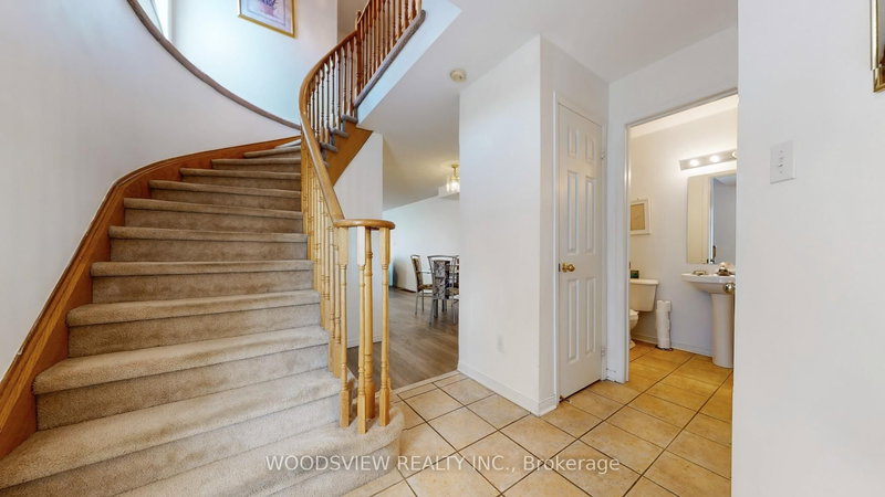 1171 Foxglove Pl, Mississauga, L5V 2N1 | Image 2