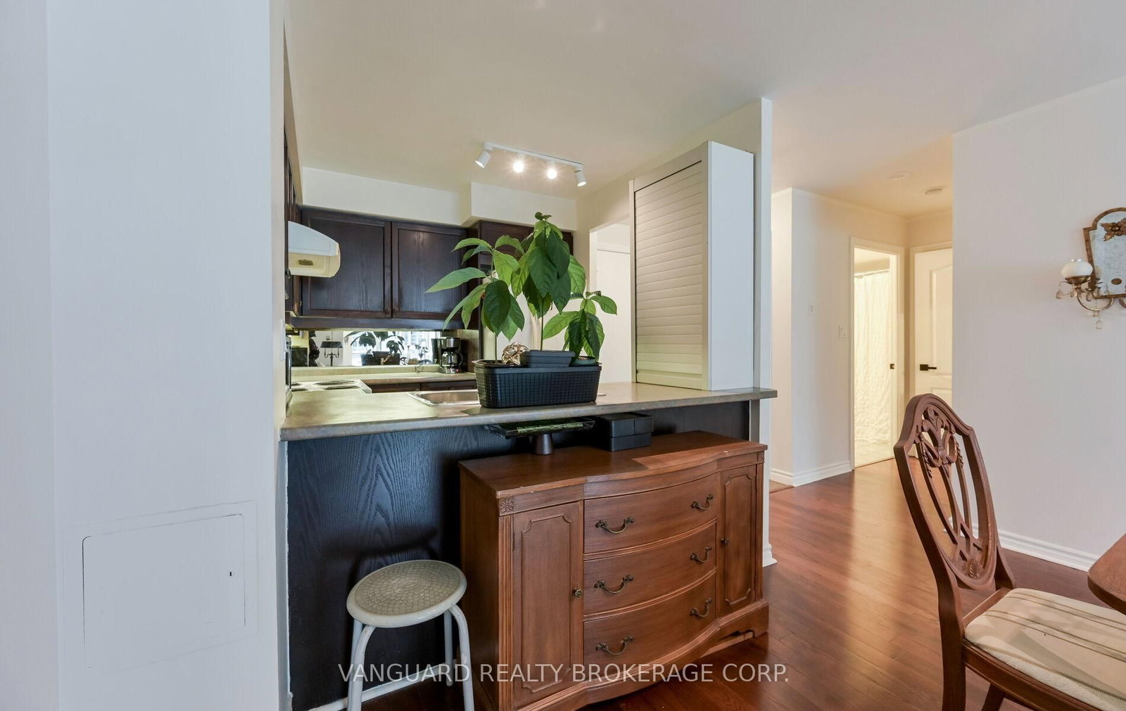 2111 Lake Shore Boulevard W • #606 • Toronto, ON photo 20