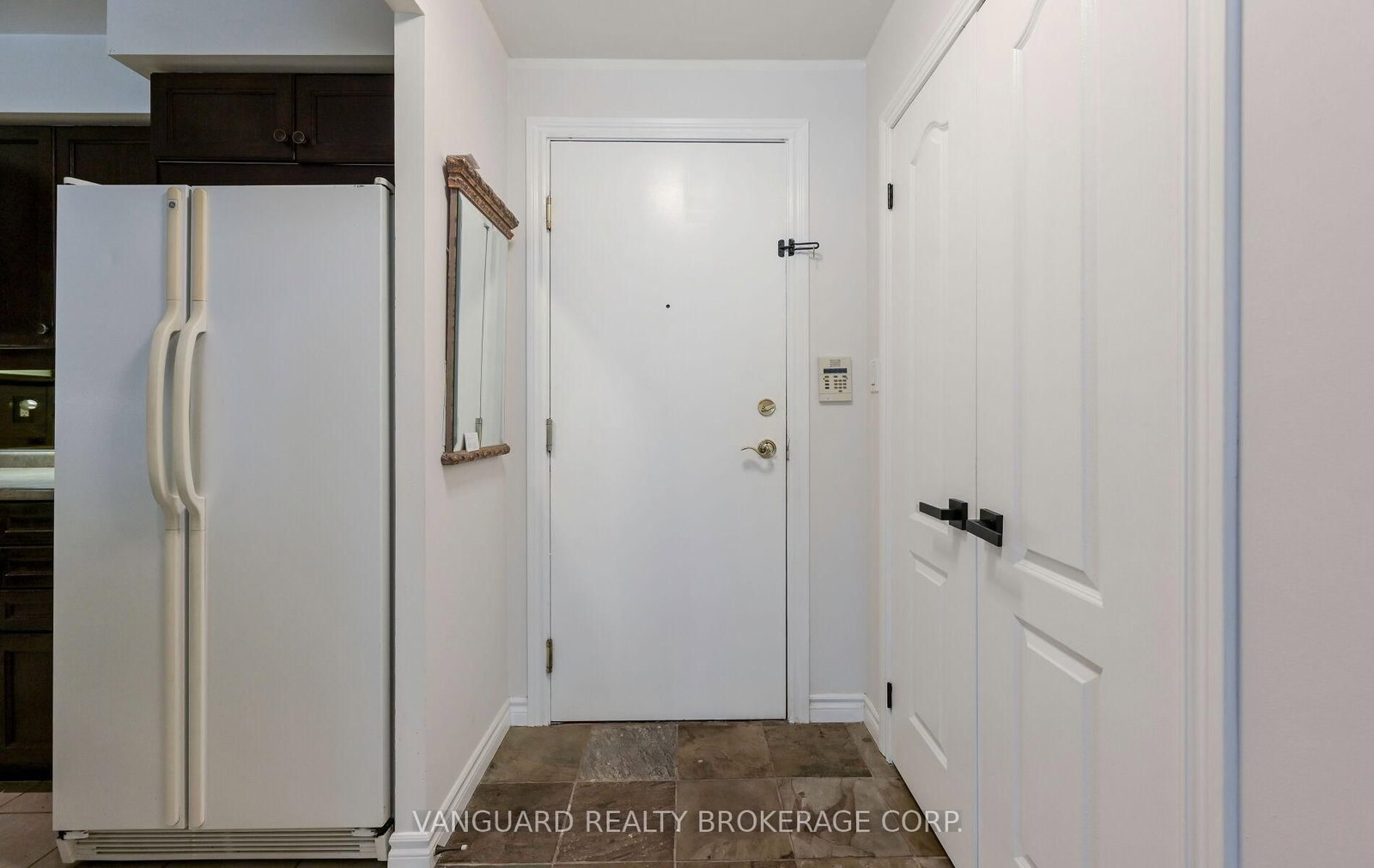 2111 Lake Shore Boulevard W • #606 • Toronto, ON photo 9