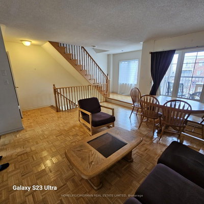 16-365 Murray Ross Parkway, Toronto, Ontario image-0-2