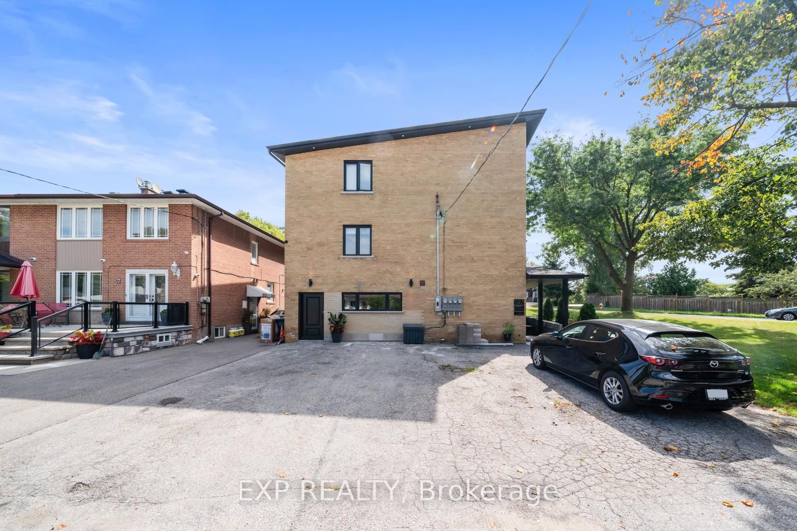 Listing Image 32