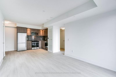 Unit 2501 — 10 Eva Road — more photos