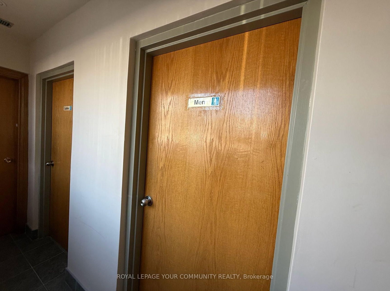 795 Wilson Avenue, Unit 101 - Photo 12