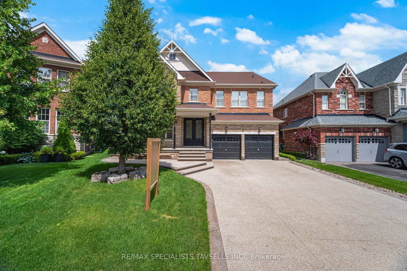 8 Mccandless Crt, Caledon, L7C 3R7 | Image 3