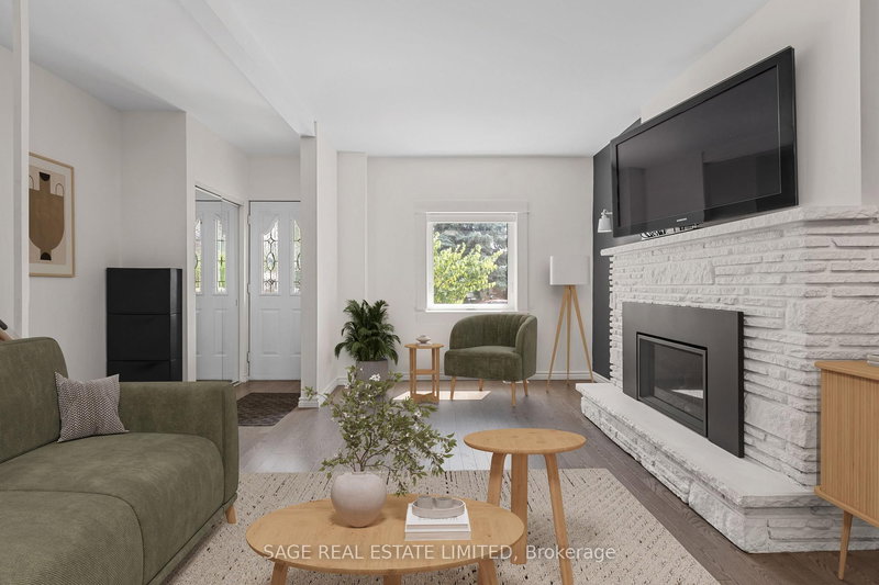 24 Morland Rd, Toronto, M6S 2M8 | Image 2