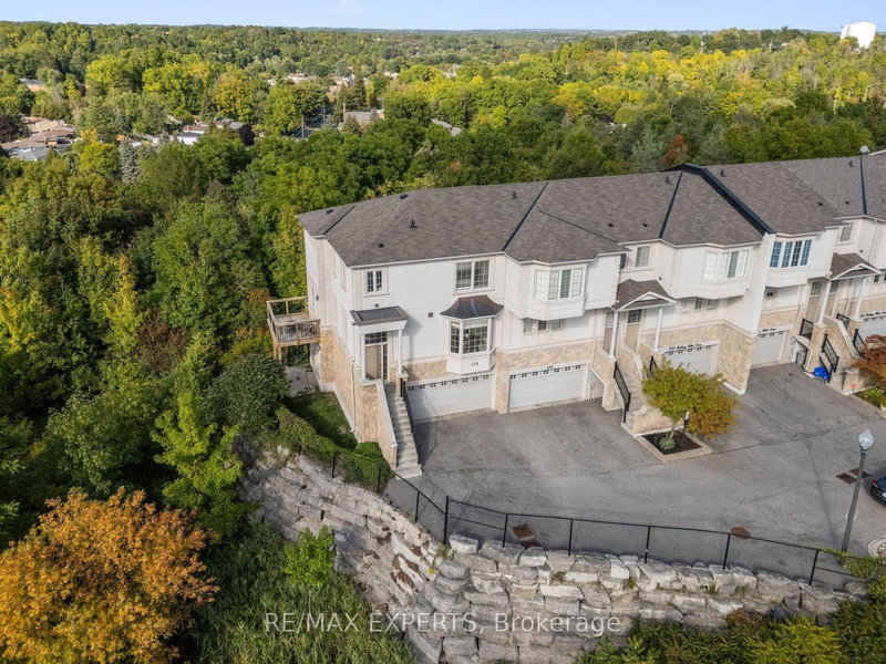 134 Rolling Hills Lane, Caledon, L7E 4E1 | Image 2