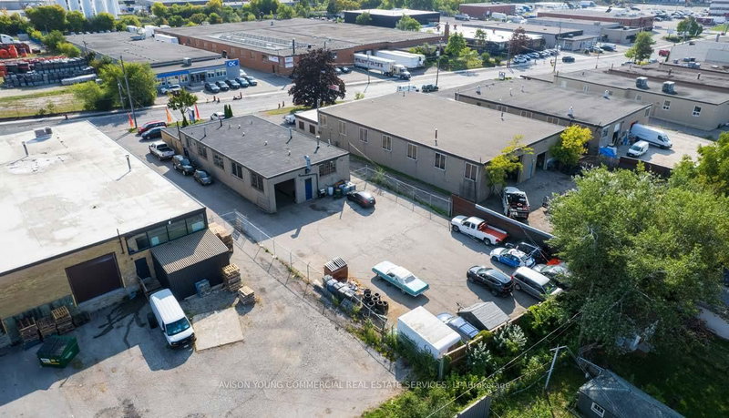 54 Rivalda Rd, Toronto, M9M 2M3 | Image 2