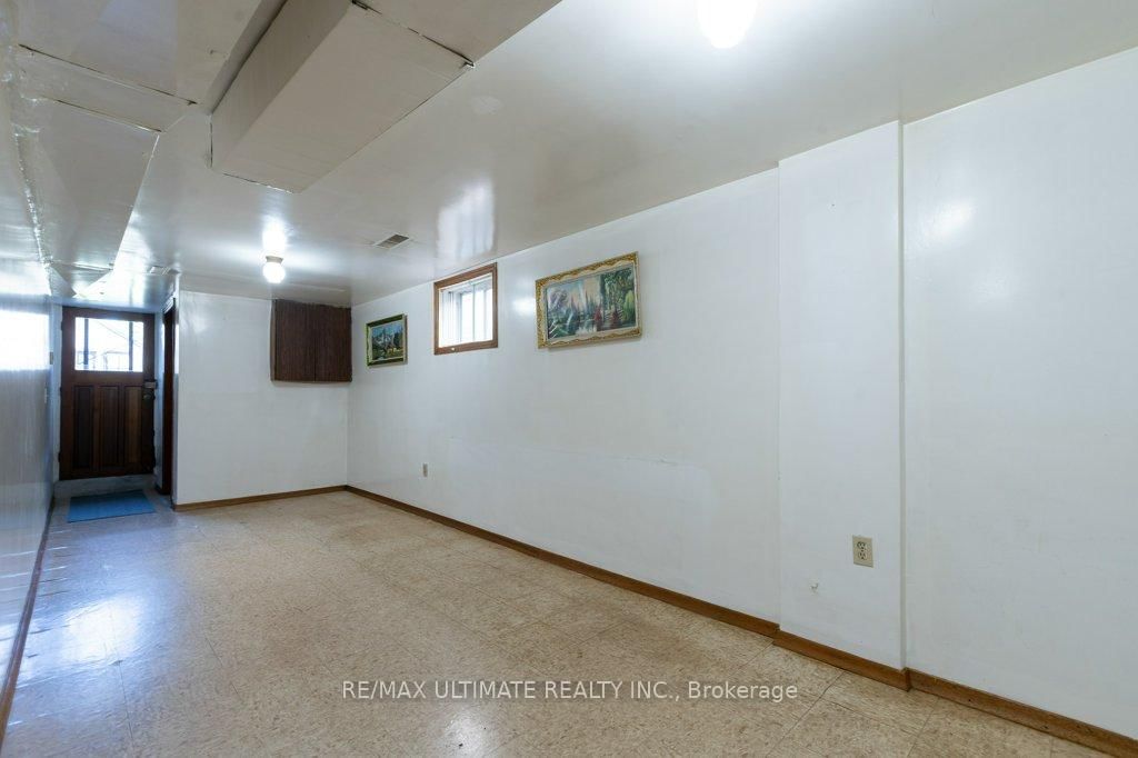 Listing Image 28
