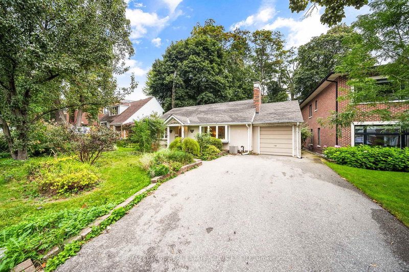 29 Robin Hood Rd, Toronto, M9A 2W6 | Image 2