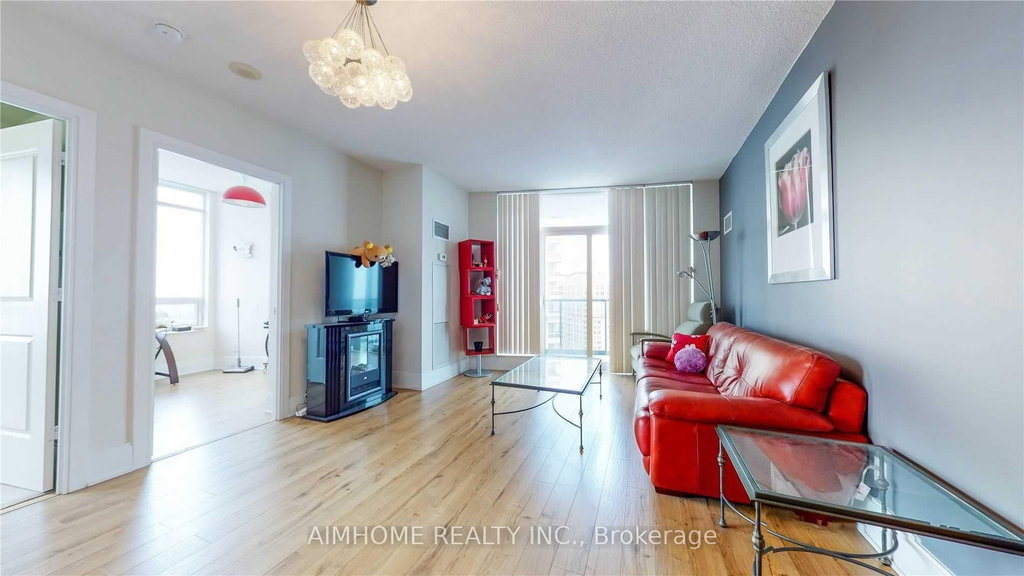 2907 - 330 Burnhamthorpe Road W 4