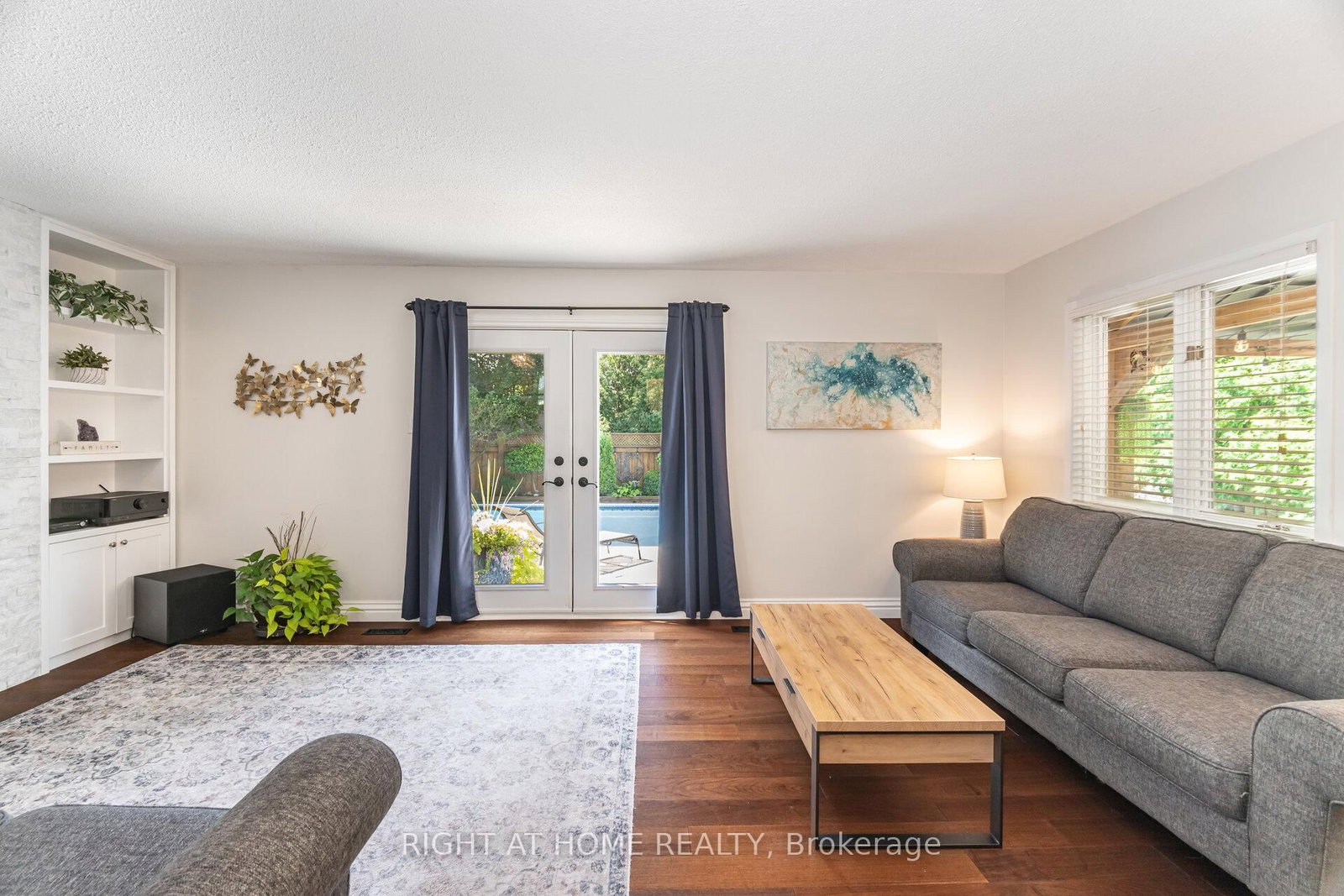 Listing Image 15