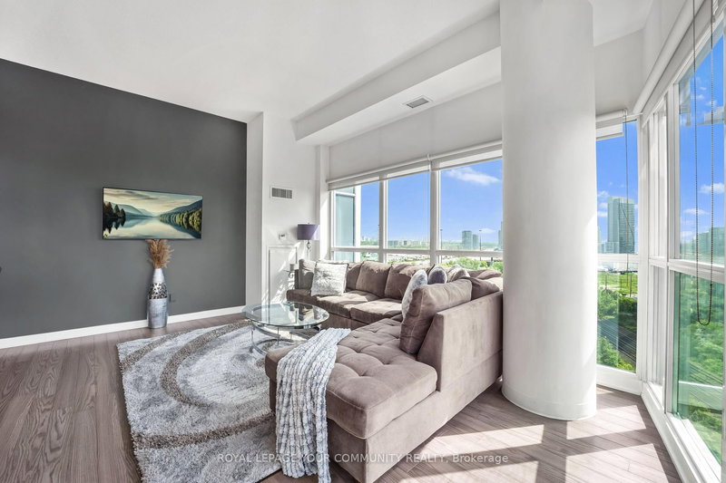 1226 - 165 Legion Rd N, Toronto, M8Y 0B3 | Image 3