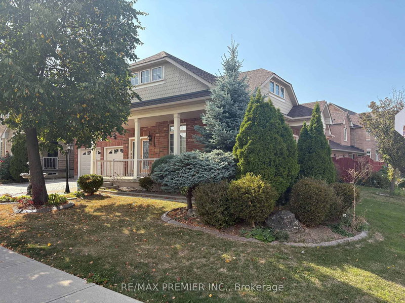 10 Leparc Rd, Brampton, L6P 1X9 | Image 2