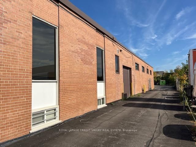 149 Milvan Dr, Toronto, M9L 1Z8 | Image 3