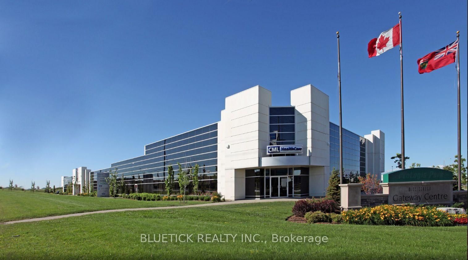 60 Courtneypark Drive W, Unit 4B - Photo 3