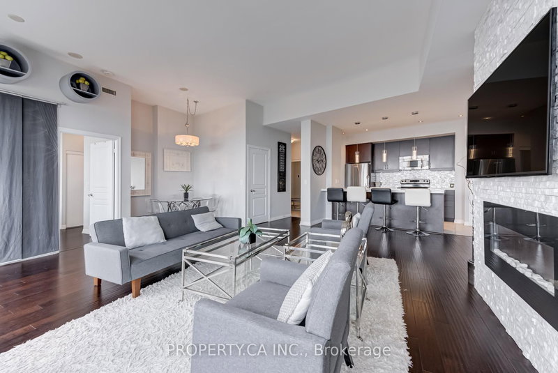 PH3504 - 223 Webb Dr, Mississauga, L5B 0E8 | Image 3