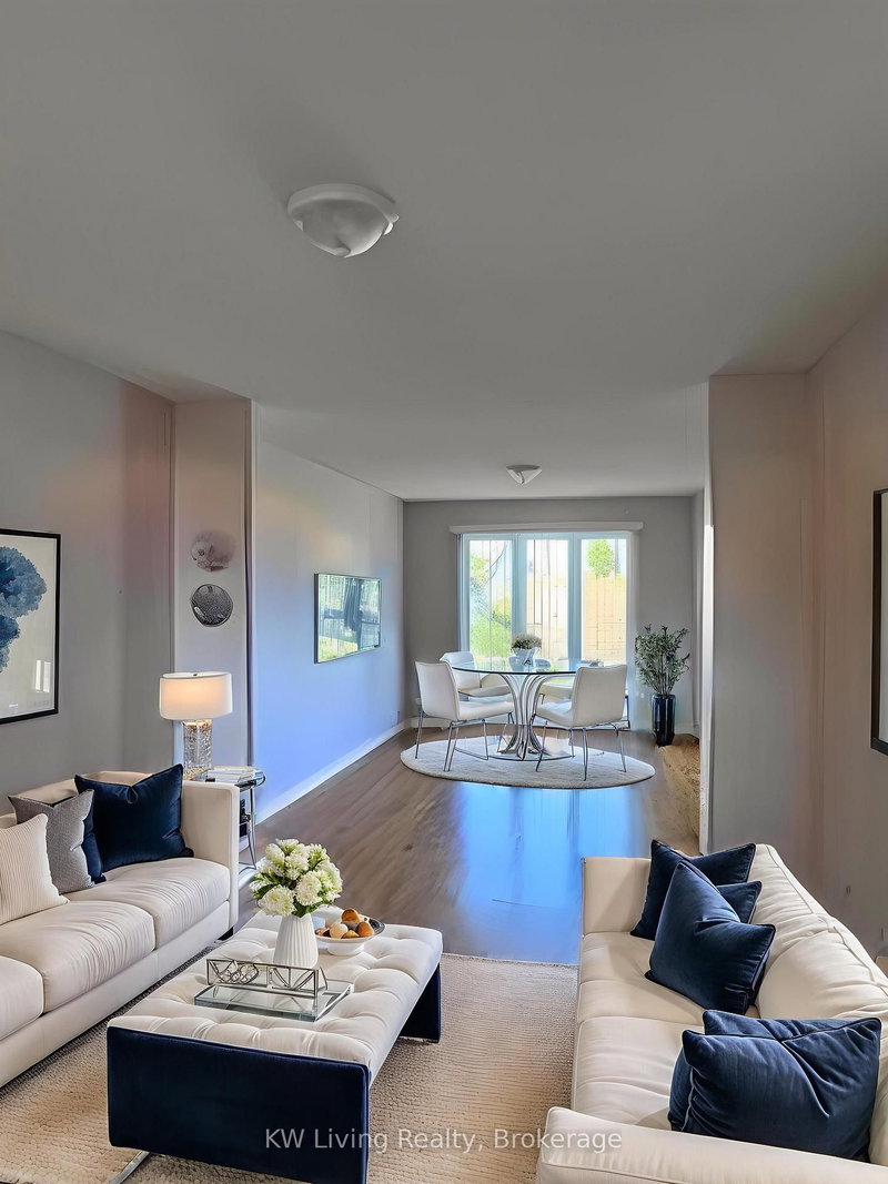 7481 Doverwood Dr, Mississauga, L5N 6N2 | Image 3