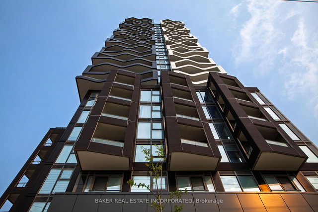 314 - 260 Malta Avenue