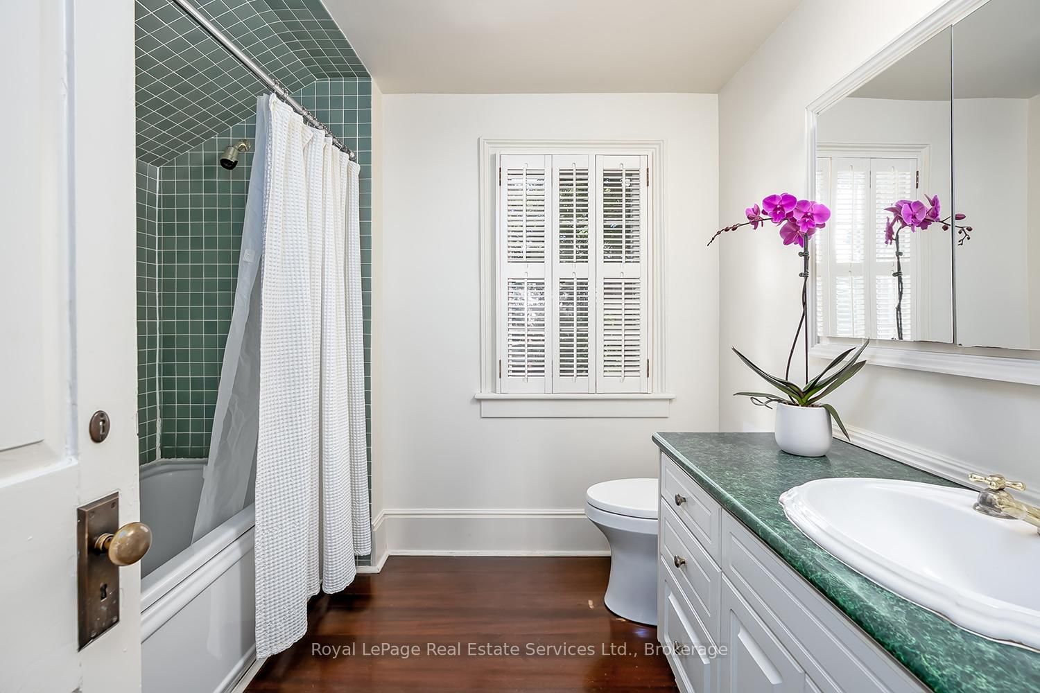 53 Thomas Street • Oakville, ON photo 36