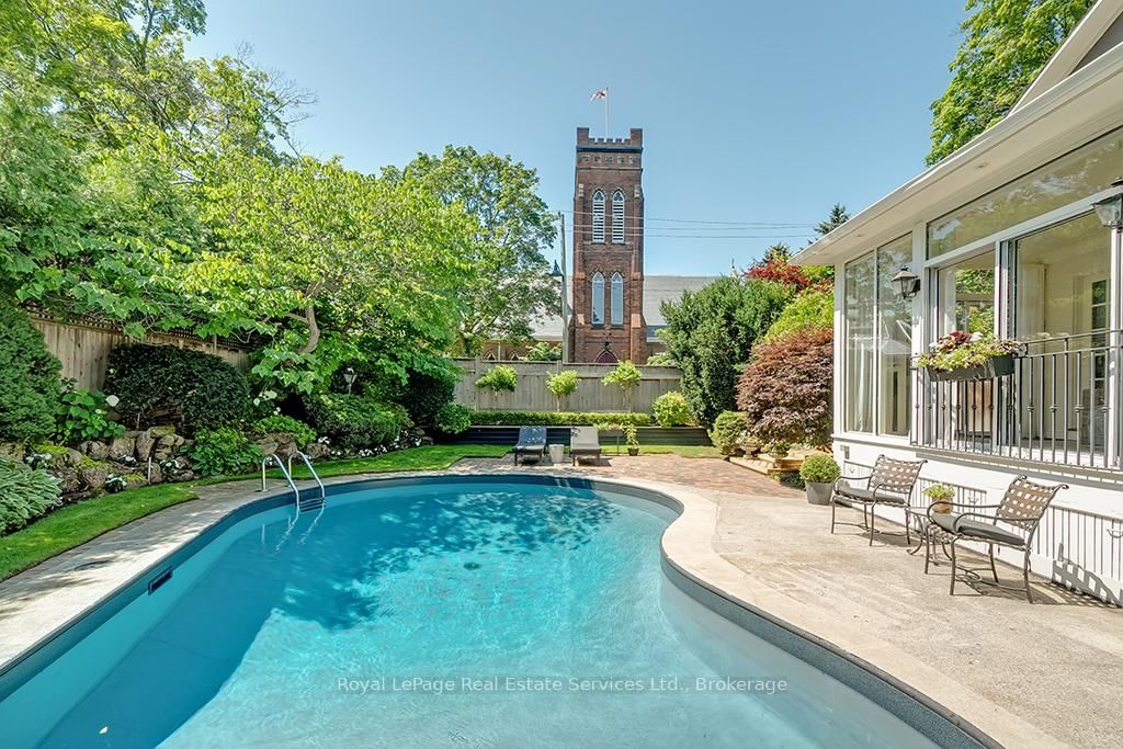 53 Thomas Street • Oakville, ON photo 50